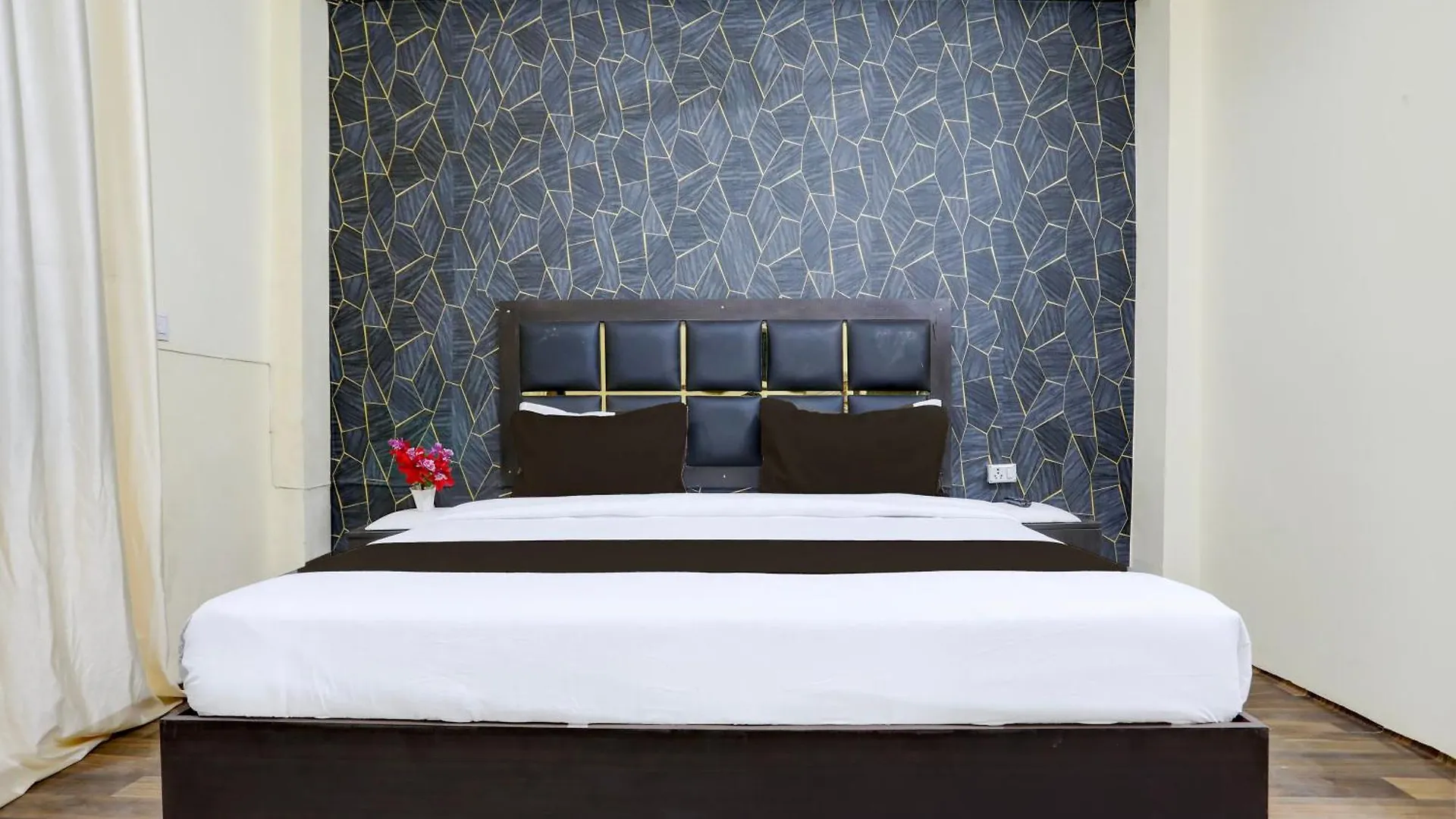 Hotel O Apna Dx Delhi  India